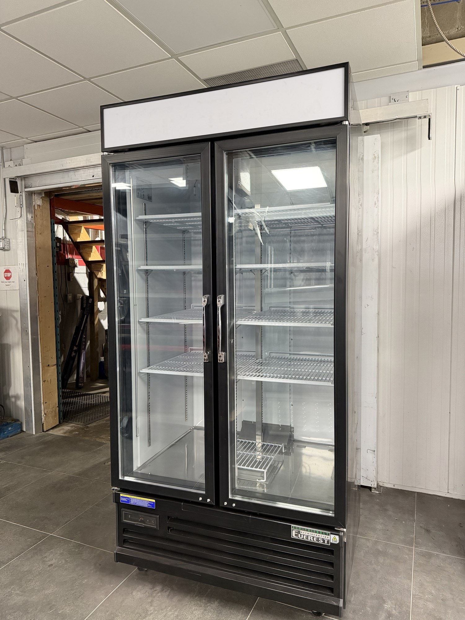 Everest 2-Door Glass Merchandiser (R290), additional photo 2, World Food Equipment, Mississauga Ontario